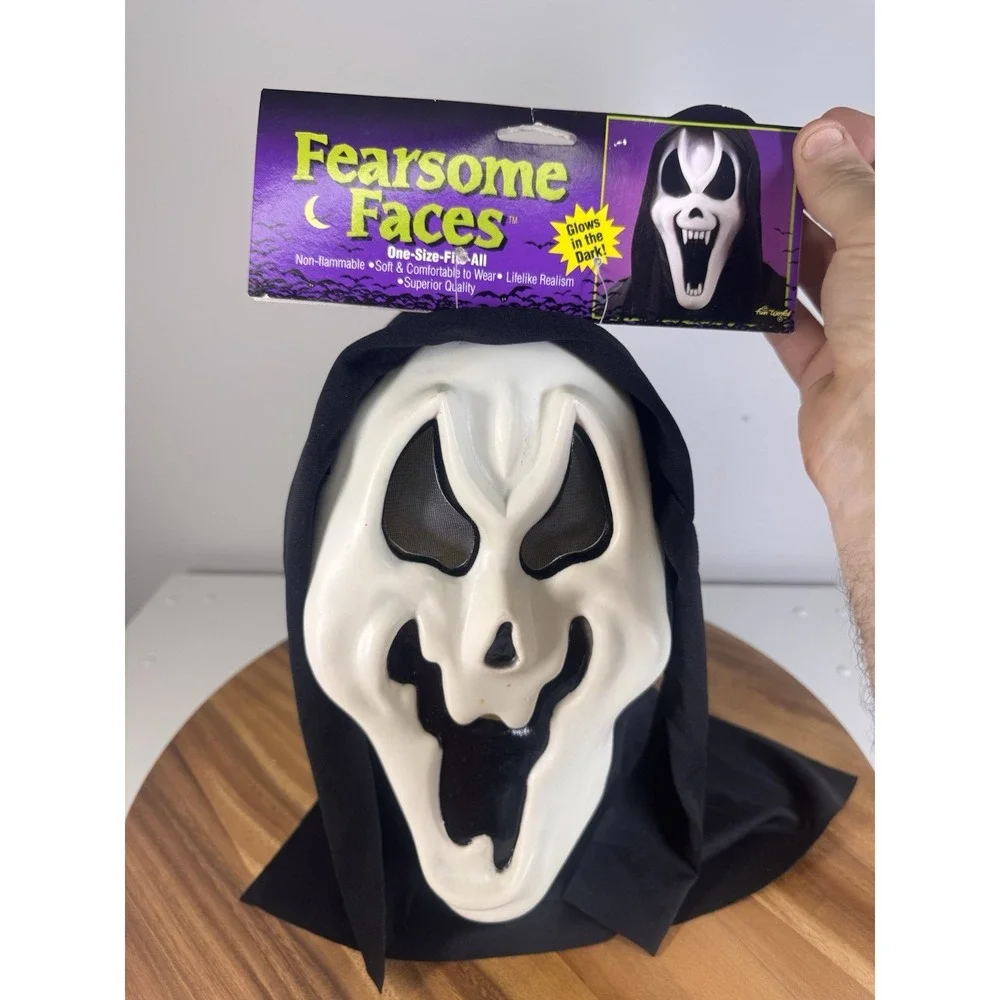 VTG Tagged 90s Eastern Unlimited Fearsome Faces Scream Mask